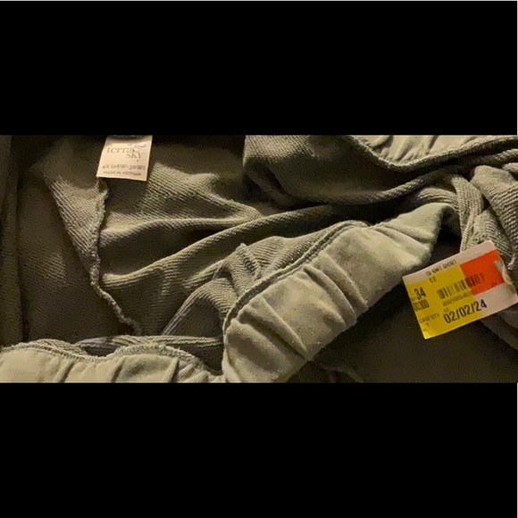 NWT Terra & Sky Green Knit Shorts Elastic Drawstring Waist Sweats 4X (28W-30W) - Picture 6 of 16